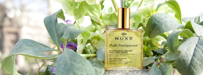 欧树品牌, NUXE是法国纯植物美容品牌，创立于1957年。NUXE崇尚自然，创立伊始便坚持独创，注重优选成分，不一味追逐潮流，成为天然美学的领导品牌。 NUXE结合现代科技和植物及芳香精油能量，创造出蕴含丰富天然活性成份的温和护肤产品，细腻柔滑，精致优雅，让用户感受源于大自然的轻松舒畅。