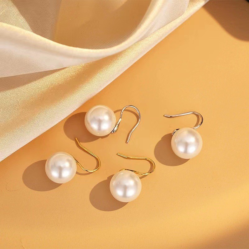 商品[国内直发] GLENVINTEN|格岚云顿新款简约复古银灰色白色高跟鞋耳环女奥地利施家珍珠925银镀金耳饰,价格¥117,第8张图片详细描述