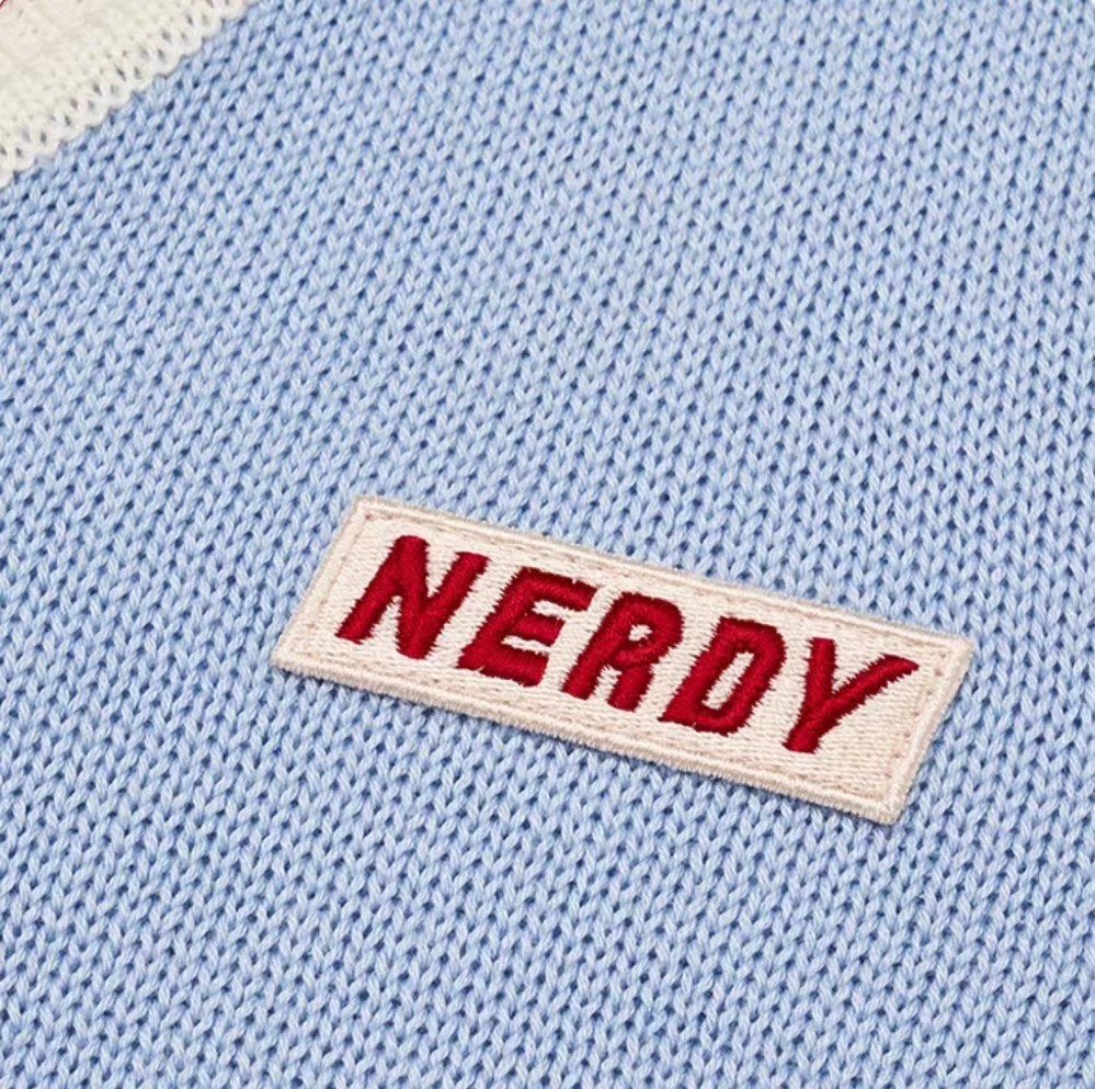 商品NERDY|【享贝家】NERDY 基础款徽标针织马甲 男女同款 蓝色（预售款，10天发货） PNES22KK0514 ,价格¥222,第5张图片详细描述