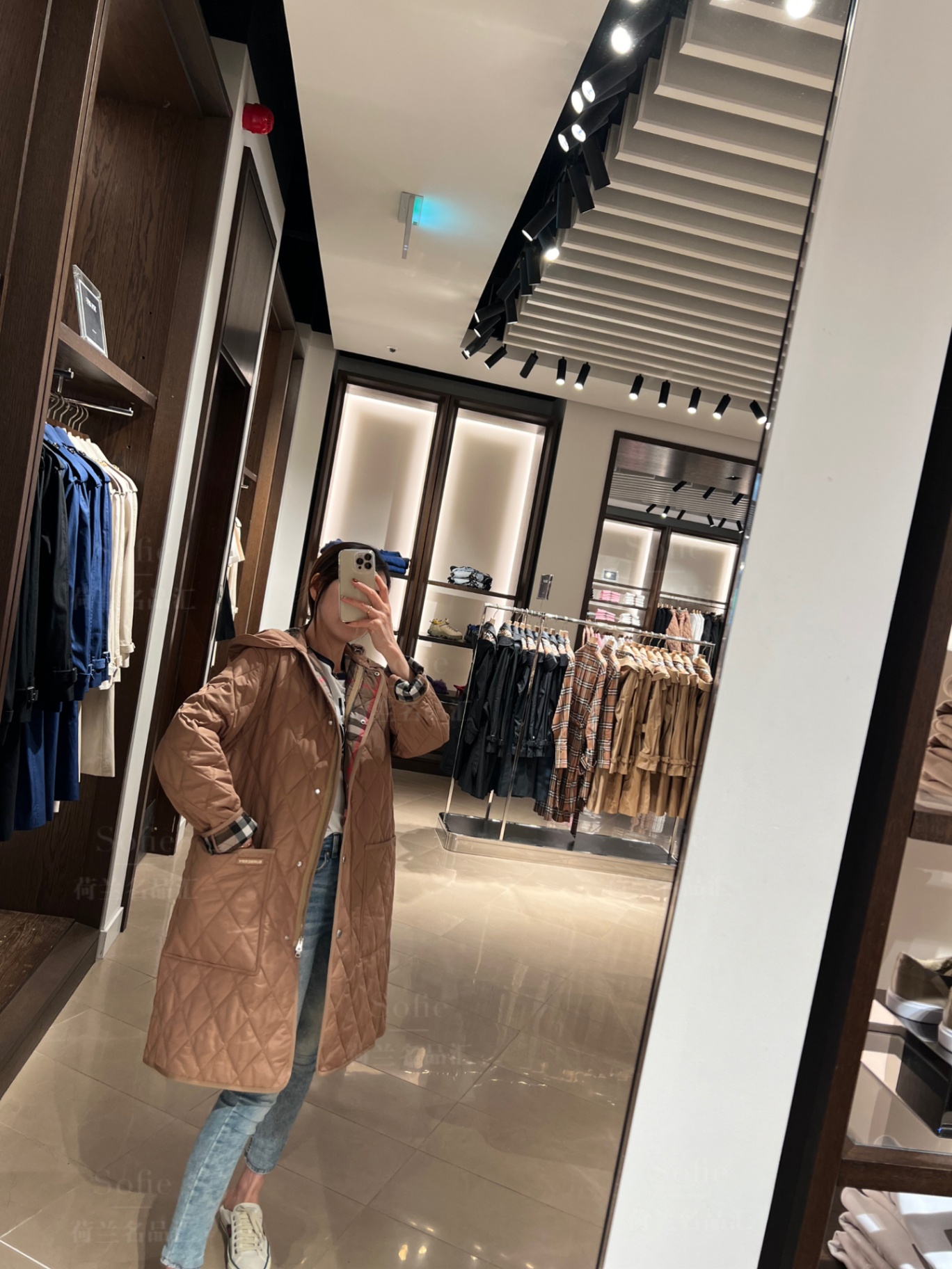 商品Burberry|Burberry博柏利 女士棕色聚酰胺绗缝徽标长款连帽棉服80945821,价格¥4048,第9张图片详细描述