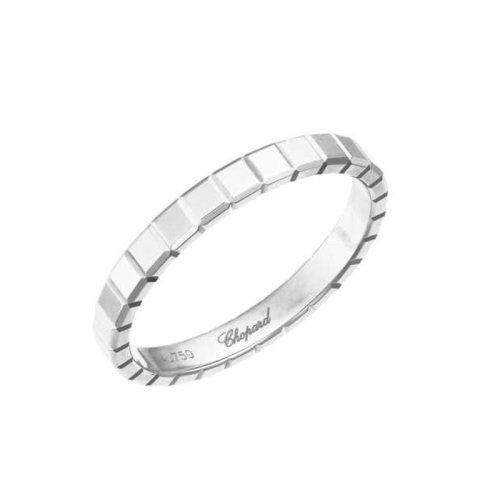 商品Chopard|【预售一周】Chopard/萧邦 经典款ICE CUBE 女士银色18K金冰块戒指   827702-1199,价格¥6592,第3张图片详细描述