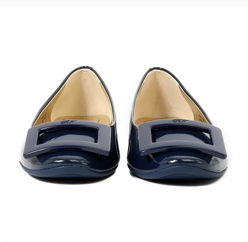 商品[国内直发] Roger Vivier|Roger Vivier 罗杰·维维亚 女士蓝色漆皮平底鞋 RVW20802070-D1P-U800,价格¥5852,第8张图片详细描述