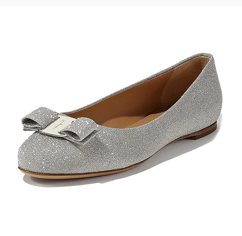 商品Salvatore Ferragamo|SALVATORE FERRAGAMO 女士银色牛皮亮闪蝴蝶结平底鞋 001-P691-709613,价格¥2846,第6张图片详细描述