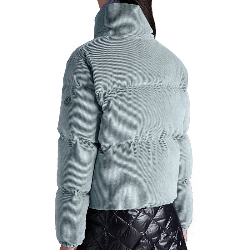 商品Moncler|Moncler/蒙克莱 22年秋冬新款 Antre系列 女士蓝色系灯芯绒短款羽绒服夹克H20931A000545964B80H,价格¥10149,第5张图片详细描述