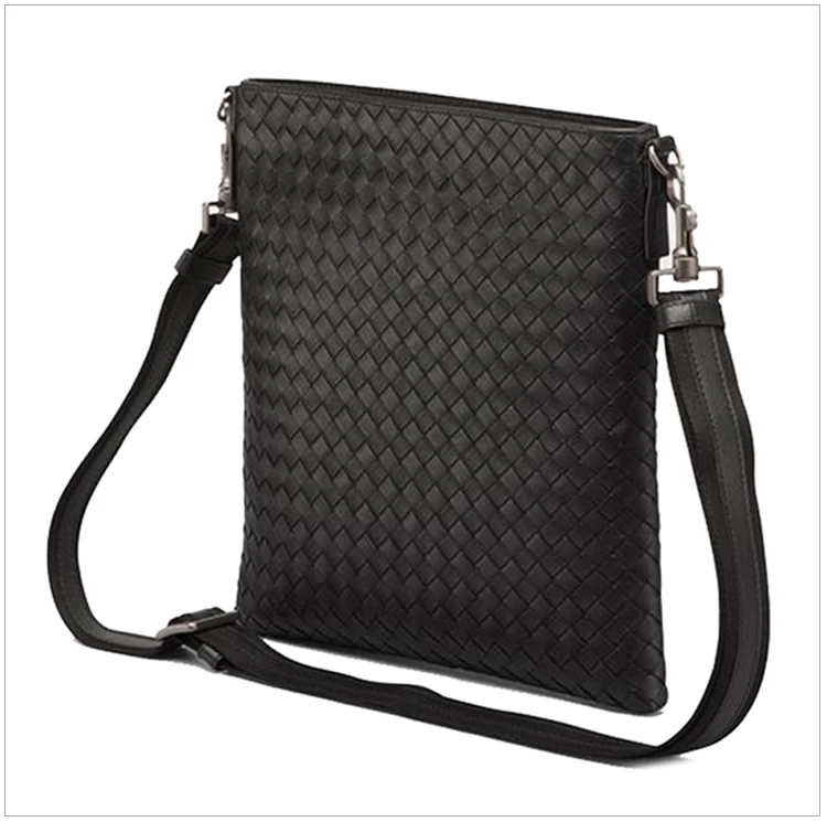 商品[国内直发] Bottega Veneta|Bottega Veneta 葆蝶家 男士黑色牛皮编织小号肩背斜挎包 276357-V465C-1000,价格¥9713,第4张图片详细描述