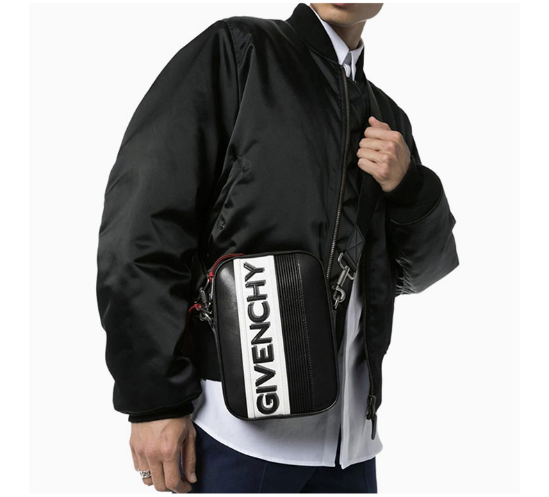 商品[国内直发] Givenchy|Givenchy 纪梵希 男士黑色/白色牛皮LOGO印花斜挎包单肩包 BK504YK0LP-004,价格¥8031,第7张图片详细描述