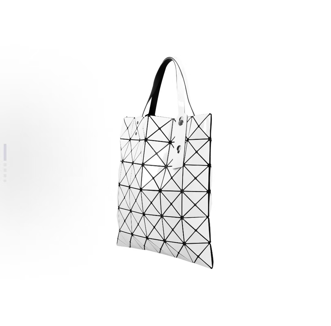 商品[国内直发] Issey Miyake|三宅一生 ISSEY MIYAKE Lucent系列 六格亮面大容量 人造革 托特包Tote包购物袋电脑包单肩手提包 女款 白色,价格¥2282,第3张图片详细描述