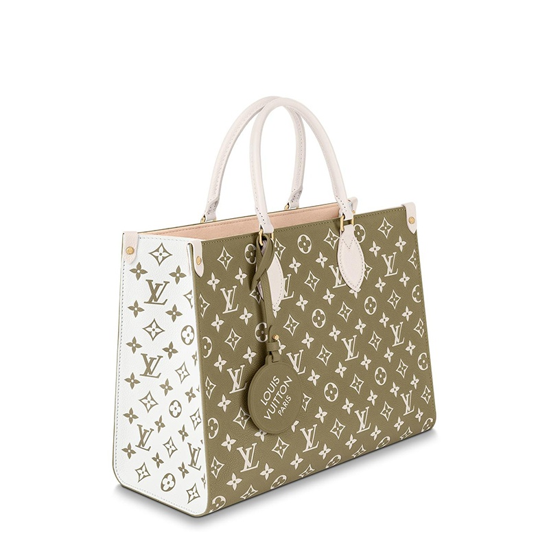 商品Louis Vuitton|预售10天 Louis Vuitton/路易威登 22春夏新款ONTHEGO系列 女士中号卡其绿/米色老花压印牛皮革饰可拆卸吊饰单肩斜挎手提托特包M46060,价格¥26926,第3张图片详细描述