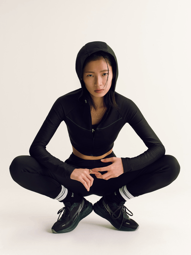 商品DESCENTE|【Brilliant|包邮包税】粉色轻质缓震跑步鞋SO313RRN71-PNK0,价格¥651,第8张图片详细描述