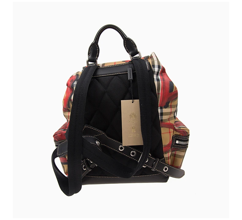 商品[国内直发] Burberry|Burberry 博柏利 女士红色涂鸦双肩包 4075836,价格¥6272,第6张图片详细描述