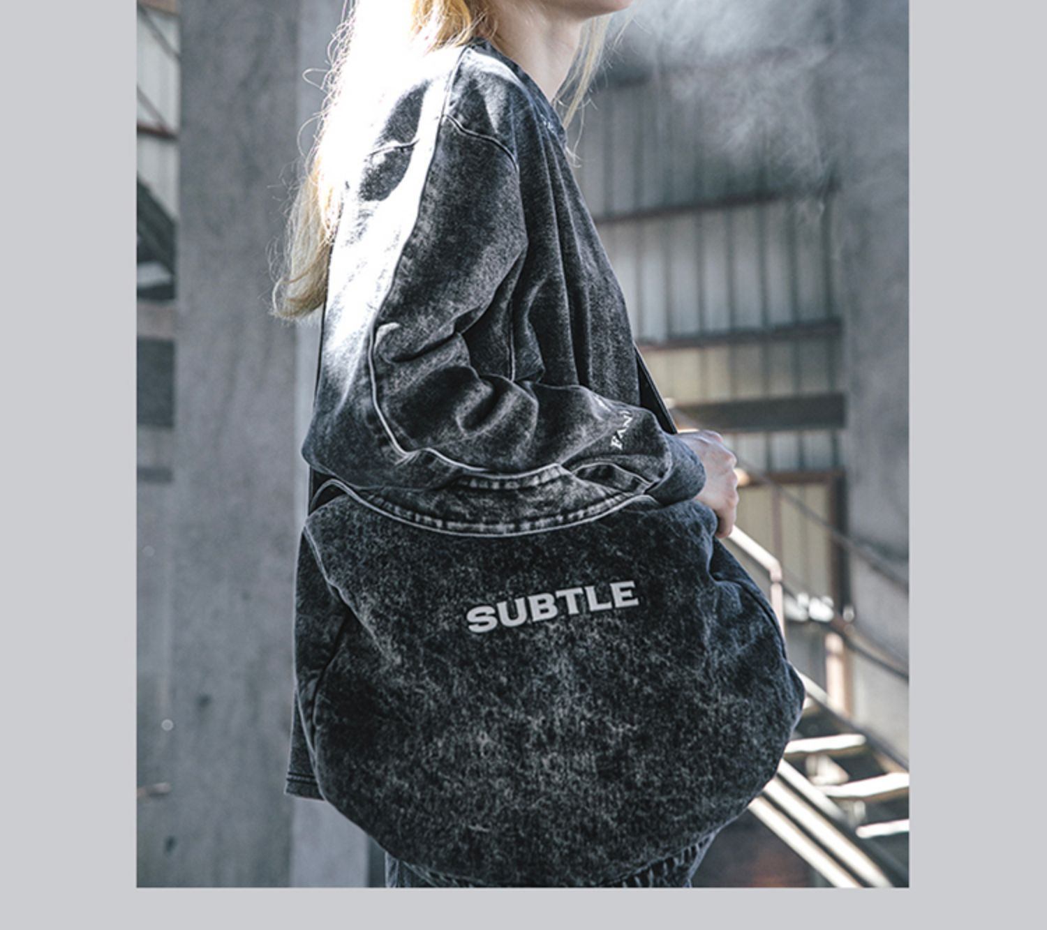 商品[国内直发] Subtle|RAWMAD(E)牛仔包女大容量复古水洗休闲旅行包单肩斜挎包男,价格¥386,第33张图片详细描述
