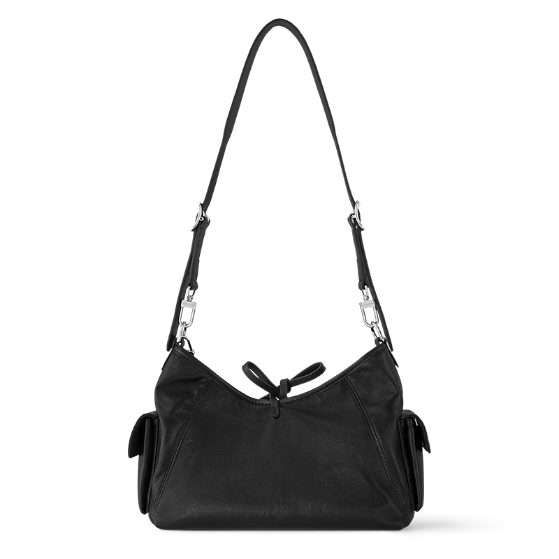 商品Louis Vuitton|【现货】路易威登24新款 女士小号黑色小羊皮皱纹细节银链单肩包M24861,价格¥25830,第17张图片详细描述