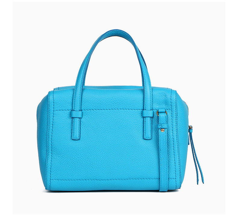 商品[国内直发] Salvatore Ferragamo|Salvatore Ferragamo 菲拉格慕 女士ADDY系列蓝色牛皮荔枝纹手提单肩斜挎休闲包 21-F565-0656475,价格¥4447,第4张图片详细描述