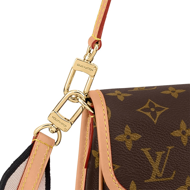 商品Louis Vuitton|【预售三周】路易威登 22春夏DIANE系列 女士棕色/金色老花印花帆布做旧牛皮革饰边金扣配可拆卸印花织物肩带单肩斜跨多功能手提法棍包M45985,价格¥17351,第4张图片详细描述