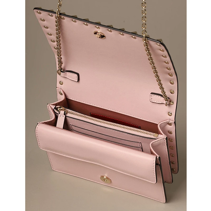 商品Valentino|Valentino 华伦天奴 女士粉色铆钉装饰单肩包 UW2P0249-BOL-16Q,价格¥4851,第5张图片详细描述