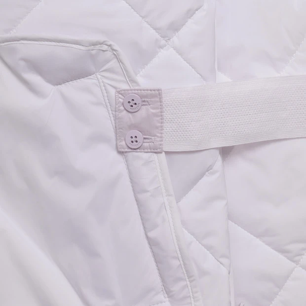 商品【预售商品15天发货】 DESCENTE|GOLF女性短袖绗缝羽绒外套轻便时尚 DO42WFDJO5-LICG,价格¥1596,第26张图片详细描述