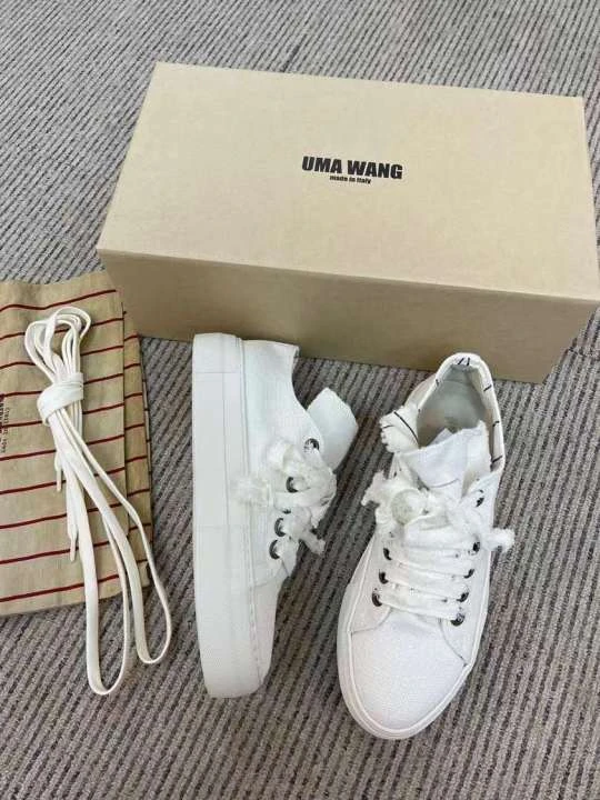 商品Uma Wang|UMA WANG 白色女士帆布鞋 US9901W41W2UW101,价格¥1292,第3张图片详细描述