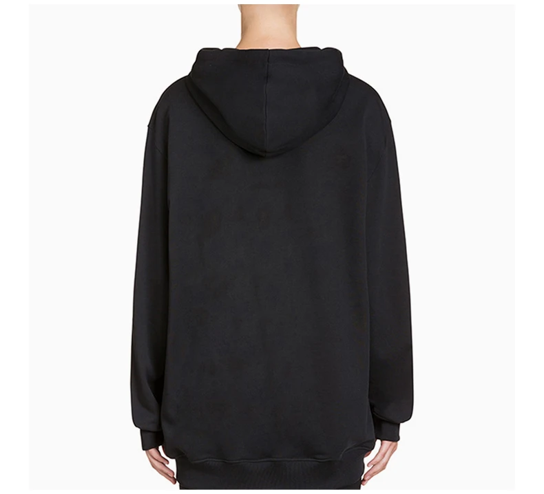 商品Moschino|Moschino 莫斯奇诺 黑色中国新年小猪卫衣 D1A1779-1027-1555,价格¥2896,第5张图片详细描述