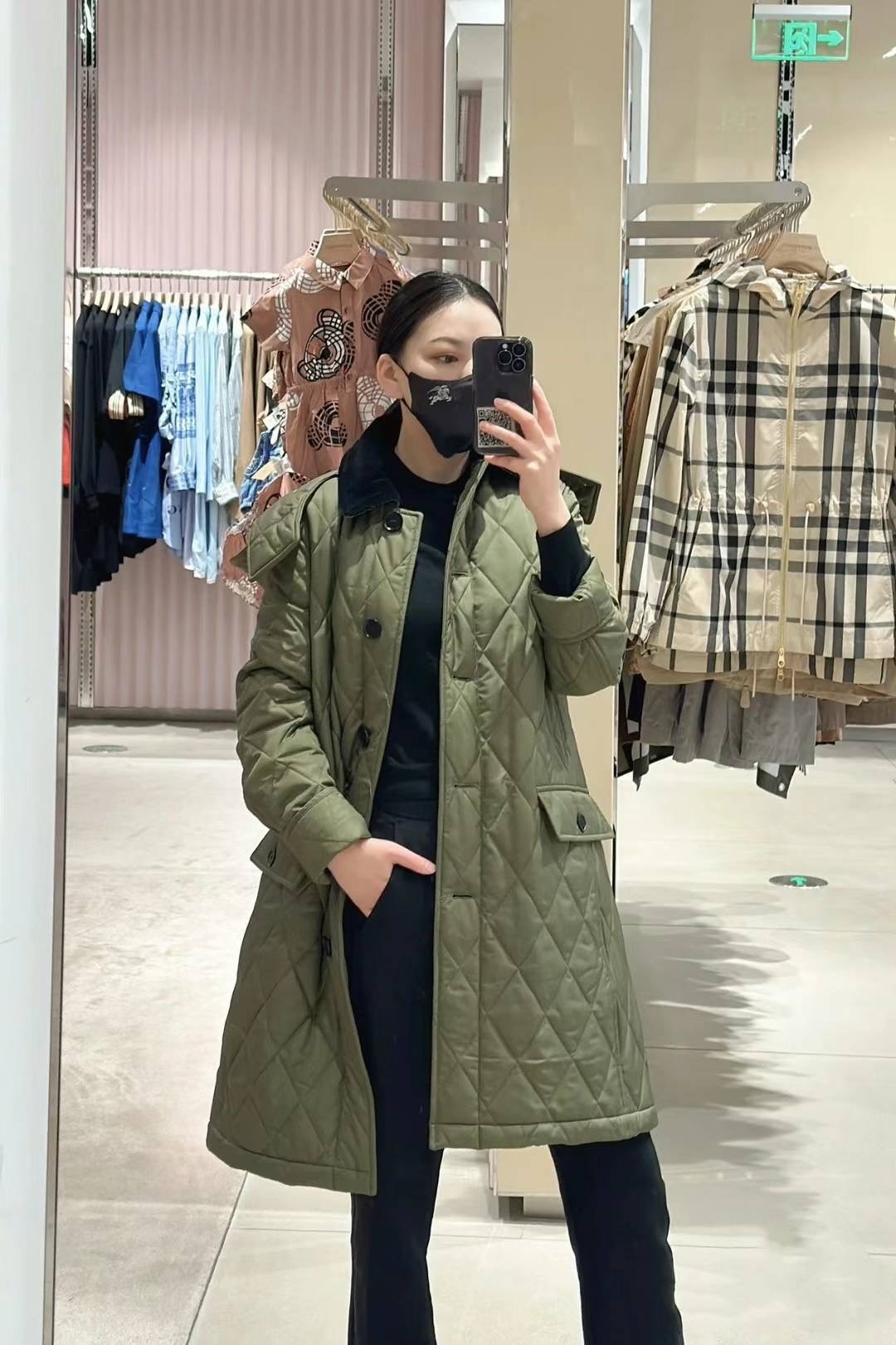 商品Burberry|BURBERRY/博柏利 女士卡其绿色尼龙长款棉服 80790831,价格¥3152,第7张图片详细描述