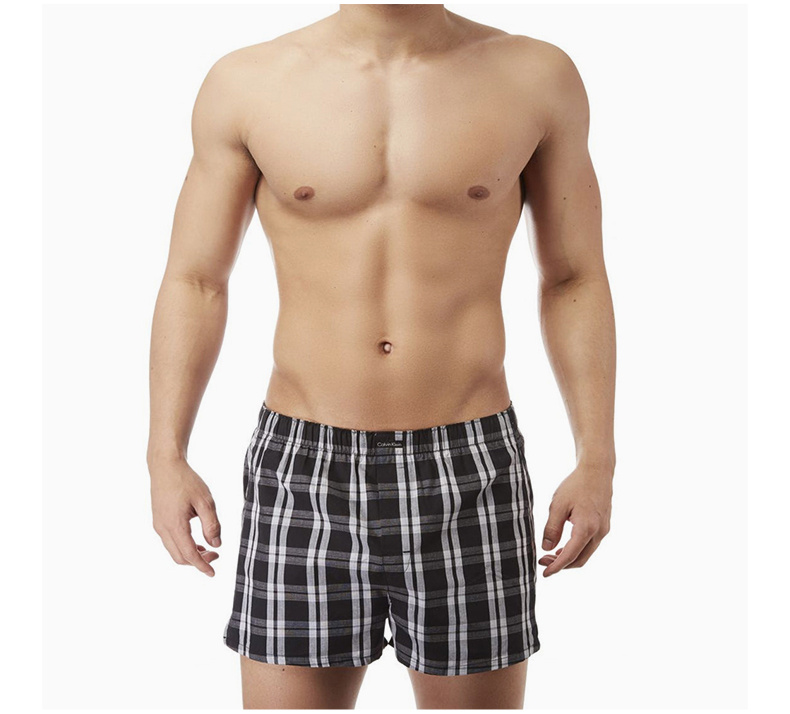 商品Calvin Klein|Calvin Klein 卡尔文 克莱恩 格纹棉男士经典格子平角短裤 U1732-BLACK-PLAID,价格¥147,第8张图片详细描述