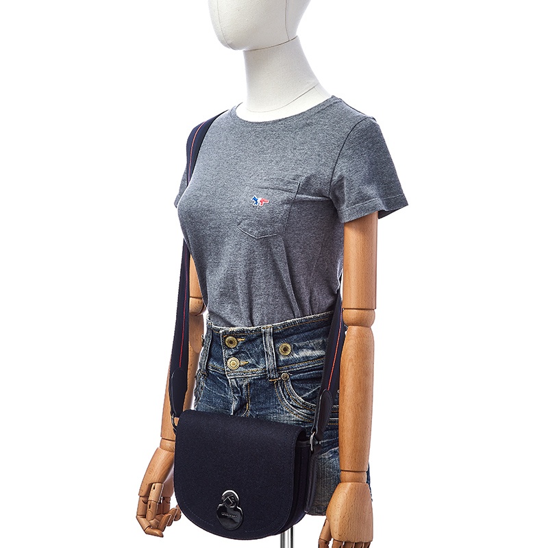 商品[国内直发] Longchamp|珑骧女包奢侈品 女士羊毛单肩斜挎包马鞍包L1395 HXM 006,价格¥1846,第5张图片详细描述