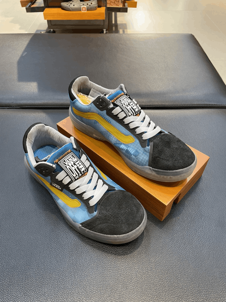 商品Vans|【韩国直邮|包邮包税】万斯 Evdnt Rw Ultimatewaffle # Checkerboard #男女通用鞋 # navy/blue (VN0A5DY58Y8),价格¥371,第2张图片详细描述