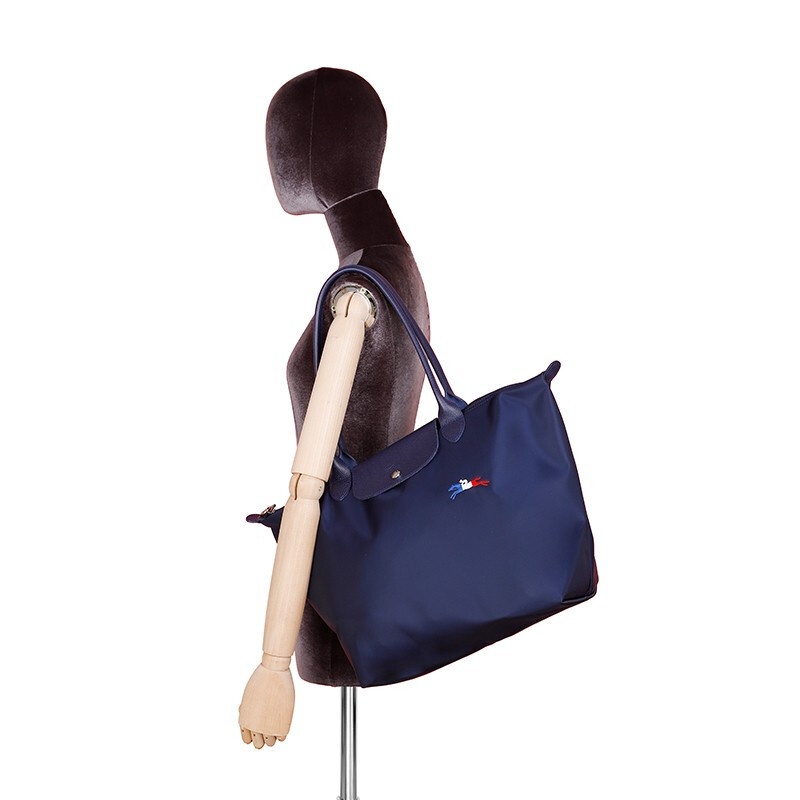 商品[国内直发] Longchamp|珑骧 LONGCHAMP女士Le Pliage系列长柄大号加厚可折叠手提单肩饺子包蓝色织物单肩包送女友L1899 HXG 006,价格¥927,第3张图片详细描述