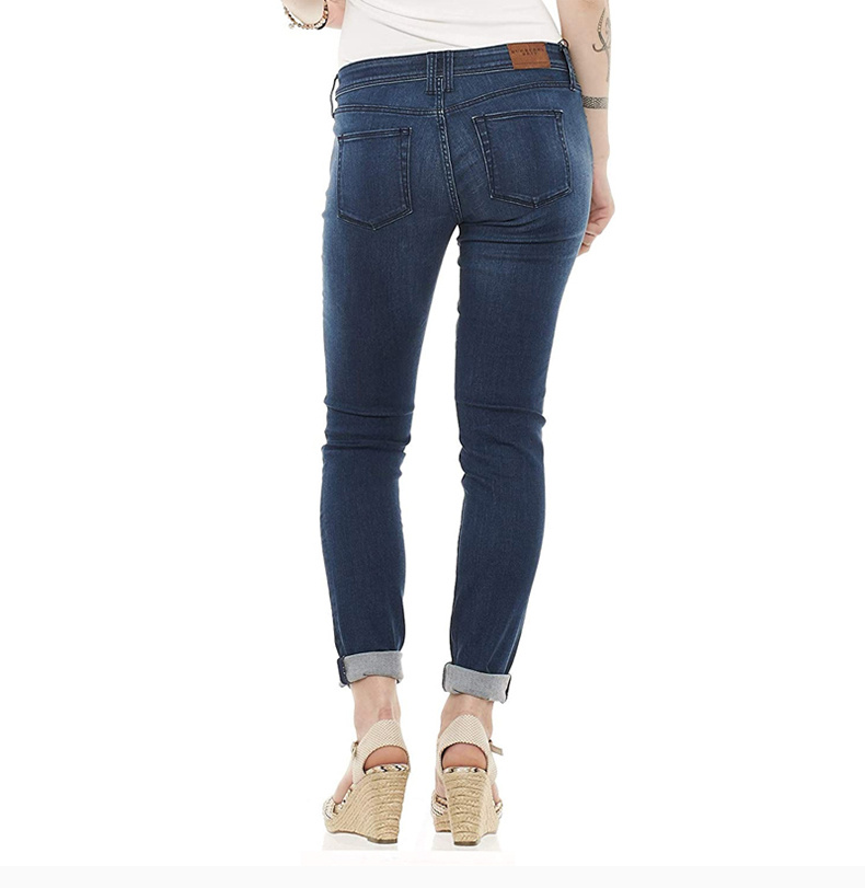 商品[国内直发] Burberry|BURBERRY 女士蓝色直筒牛仔裤 3946591,价格¥1817,第6张图片详细描述