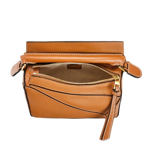 商品Loewe|【包税】LOEWE/罗意威 经典Puzzle系列 女士迷你浅焦糖色粒面小牛皮手提单肩包拼图包A510U95X37-3649 ,价格¥14974,第14张图片详细描述