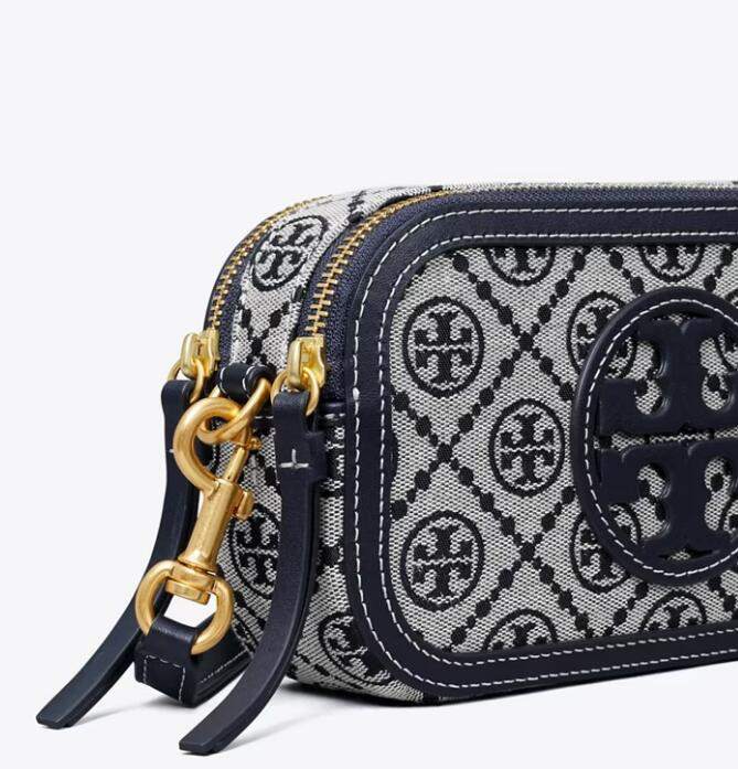 商品Tory Burch|汤丽伯奇女士T MONOGRAM 小号单肩斜挎包（香港仓发货）,价格¥3690,第5张图片详细描述