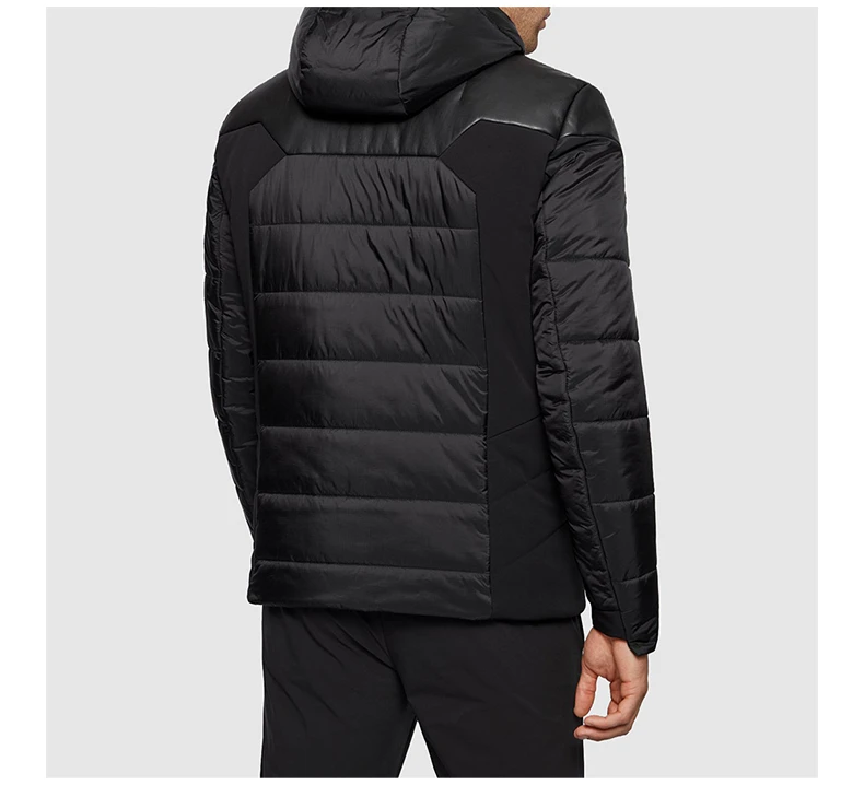商品Hugo Boss|BOSS BLACK 男士黑色绗缝饰肩部饰有光滑超纤维连帽二合一棉服夹克 JWillem-50460069-001,价格¥3210,第6张图片详细描述