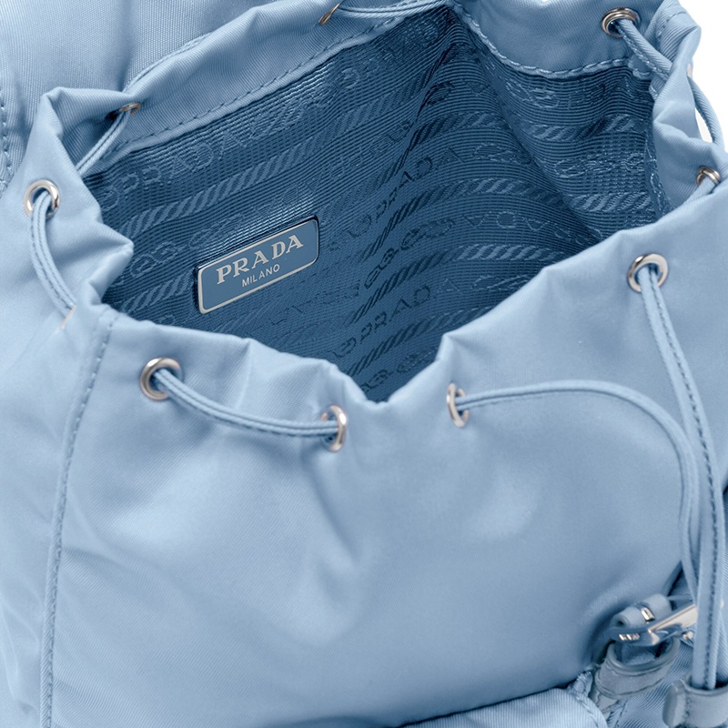 商品Prada|PRADA/普拉达 22春夏新款 女士迷你天蓝色尼龙配皮银扣银链多功能单肩斜跨手提双肩背包1BH029_RV44_F0076_V_DOO,价格¥11204,第6张图片详细描述