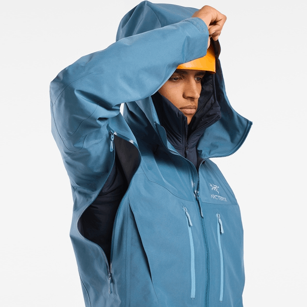 商品Arc'teryx|【Brilliant|包邮包税】始祖鸟 ALPHA SV JACKET M[SS23] 新款上市 Alpha SV 男士夹克 AJNSMX5552,价格¥7011,第39张图片详细描述