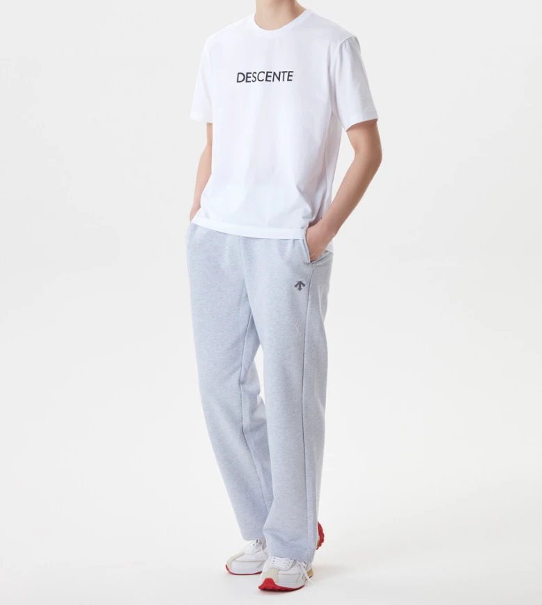 商品DESCENTE|【享贝家】（国内现货-LY） 迪桑特 凉感舒适小标LOGO速干短袖 运动训练上衣T恤 男女同款 SP123UTS13,价格¥317,第5张图片详细描述