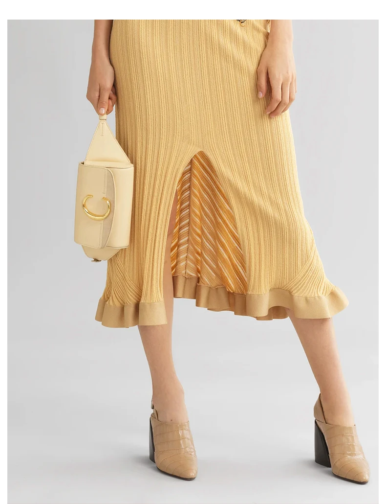 商品[国内直发] Chloé|Chloe' 蔻依 米色女士腰包 C19US195-A37-290,价格¥3968,第9张图片详细描述