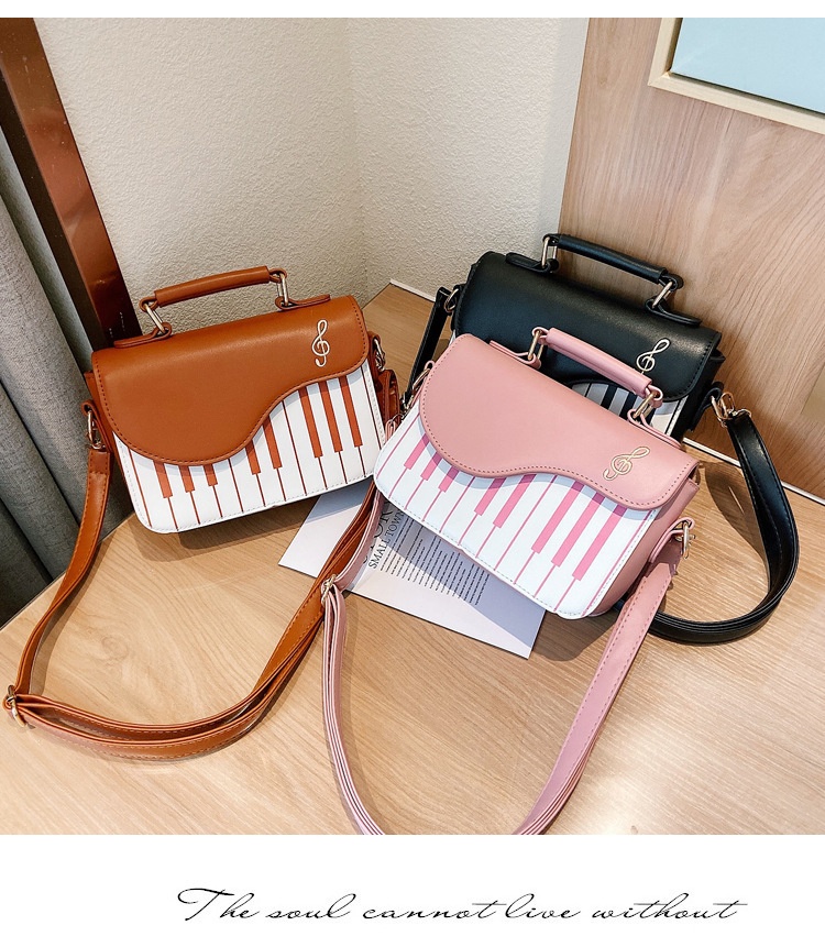 商品[国内直发] GLENVINTEN|格岚云顿爆款个性钢琴包撞色刺绣小方包少女甜美个性钢琴音符小挎包手提女包,价格¥155,第13张图片详细描述