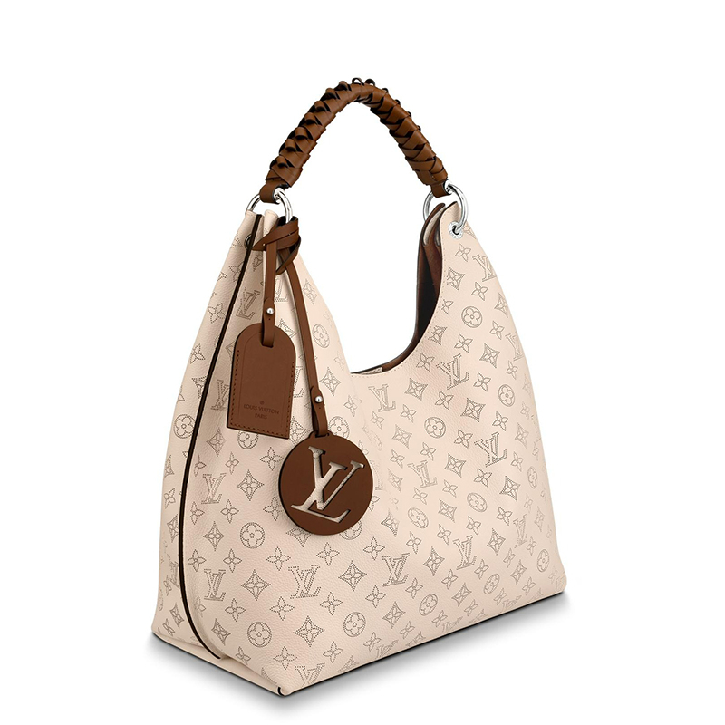 商品Louis Vuitton|预售10天 Louis Vuitton/路易威登 22春夏新款CARMEL系列 女士奶油色老花穿孔小牛皮饰可拆卸吊饰银扣单肩手提流浪HOBO包M53188,价格¥33941,第4张图片详细描述