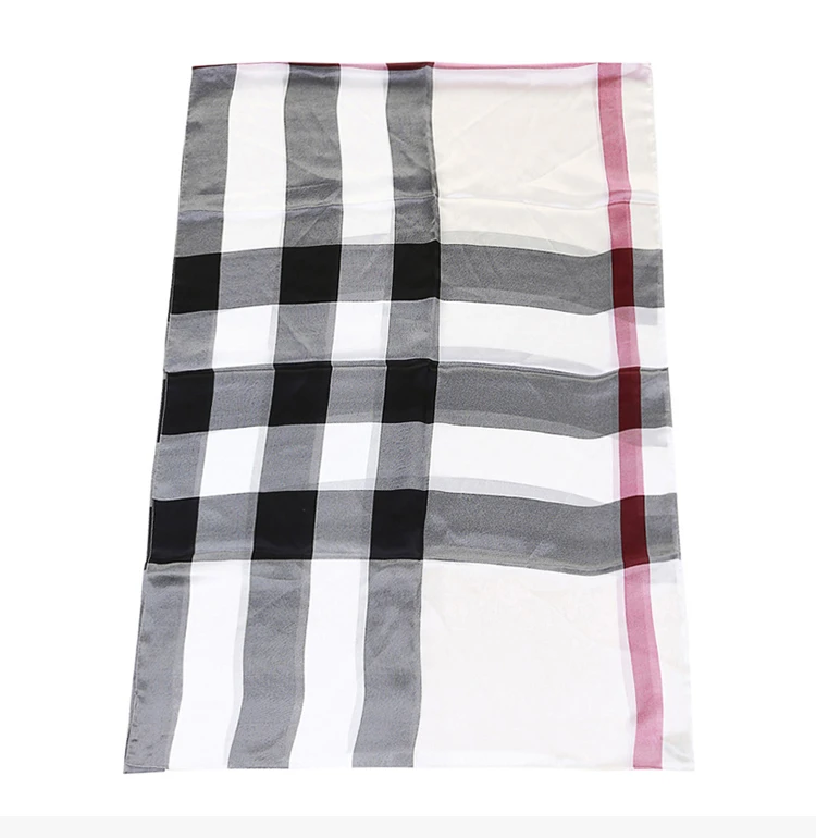 商品Burberry|BURBERRY 拼色女士丝巾 3753568,价格¥2067,第5张图片详细描述