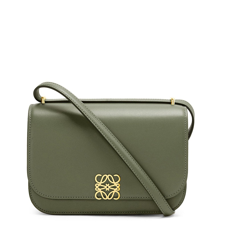 商品Loewe|LOEWE/罗意威 21秋冬款 Goya系列 女士小号鳄梨绿真丝小牛皮金属徽标磁扣单肩斜挎包A896N09X01-3949,价格¥23498,第2张图片详细描述