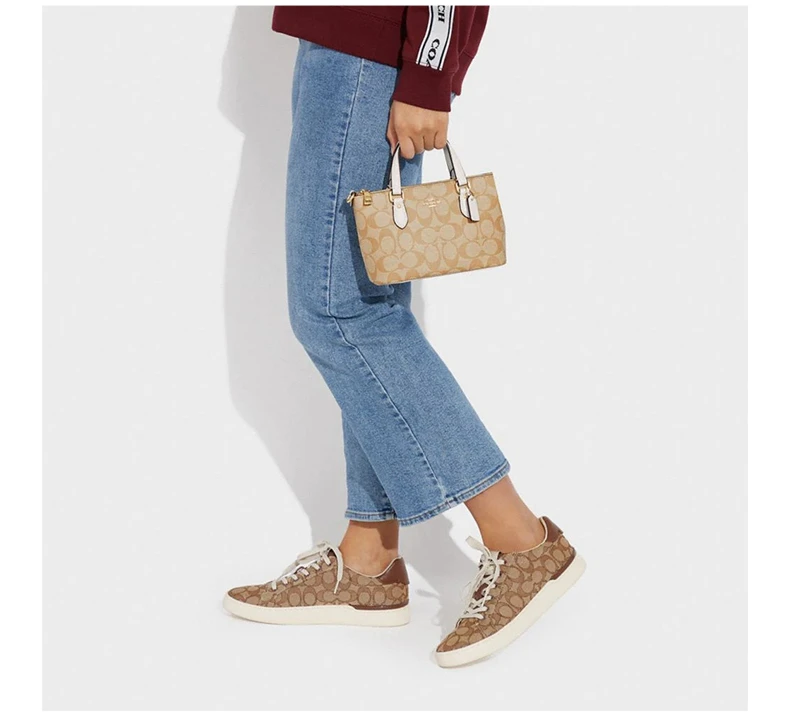 商品Coach|COACH 卡其色女士托特包 CH468-IMDQC,价格¥1269,第8张图片详细描述