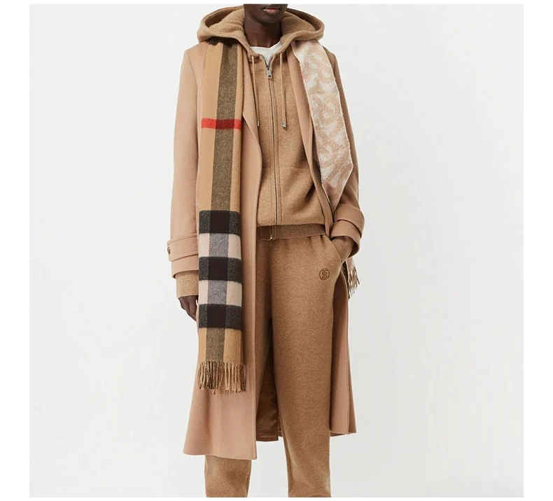 商品[国内直发] Burberry|BURBERRY 卡其色中性围巾 8057464,价格¥5849,第7张图片详细描述