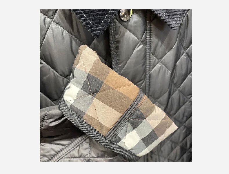 商品Burberry|【现货】博柏丽 男士黑色涤纶菱格纹拉链开合翻领棉��服 80841891,价格¥3832,第5张图片详细描述