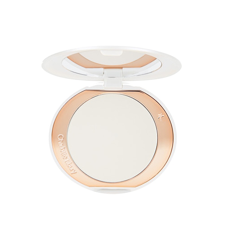 商品Charlotte Tilbury|CHARLOTTE TILBURY 白月光柔焦亮颜蜜粉饼9g 提亮保湿养肤定妆,价格¥422,第2张图片详细描述