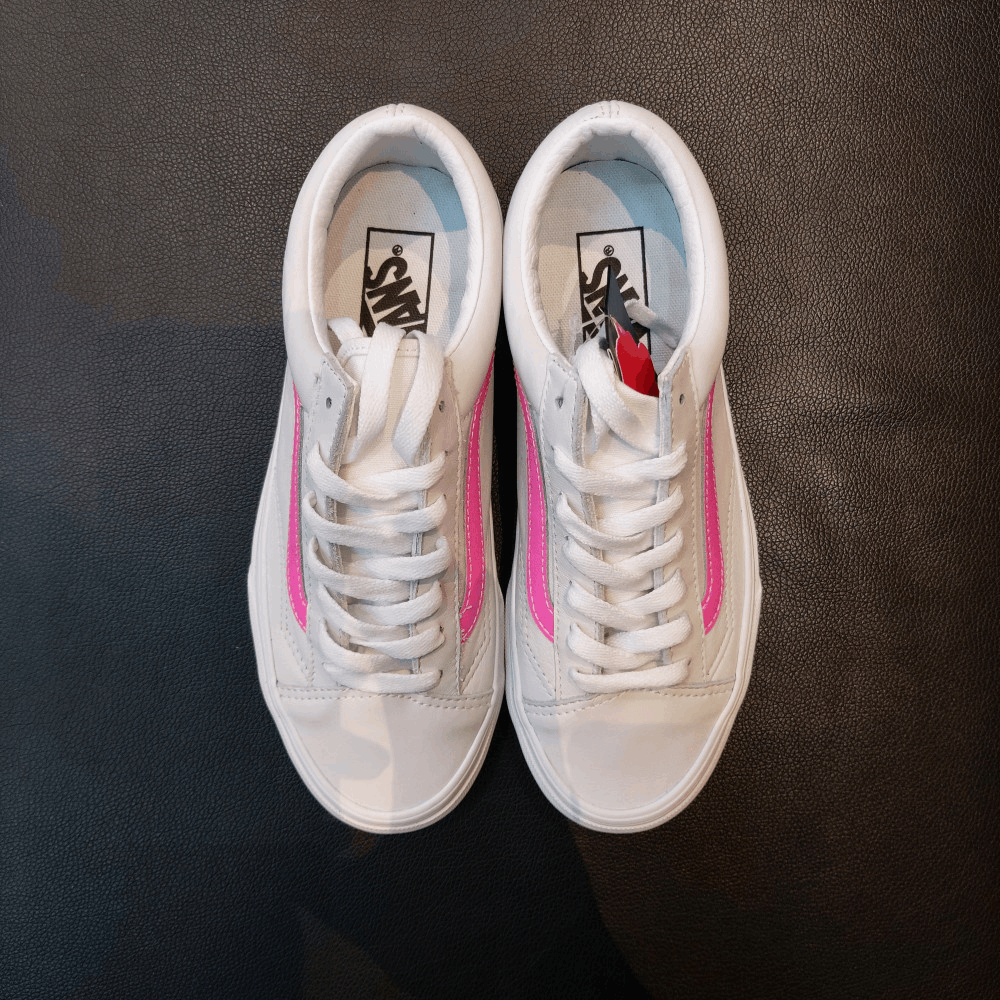 商品Vans|【韩国直邮|包邮包税】万斯 Style 36 #Leather Pop #男女通用鞋 #sugar plum/true white (VN0A54F6A6B),价格¥384,第3张图片详细描述
