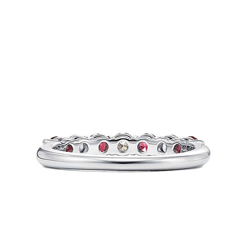 商品Tiffany & Co.|  Tiffany & Co./蒂芙尼 22春夏新款Embrace系列 铂金950镶嵌钻石圆形红宝石戒指GRP11215,价格¥51919,第4张图片详细描述