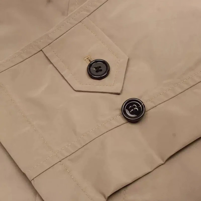 商品Burberry|BURBERRY/博柏利 男士浅驼色聚酯纤维暗扣翻领中款风衣80678551,价格¥2061,第5张图片详细描述