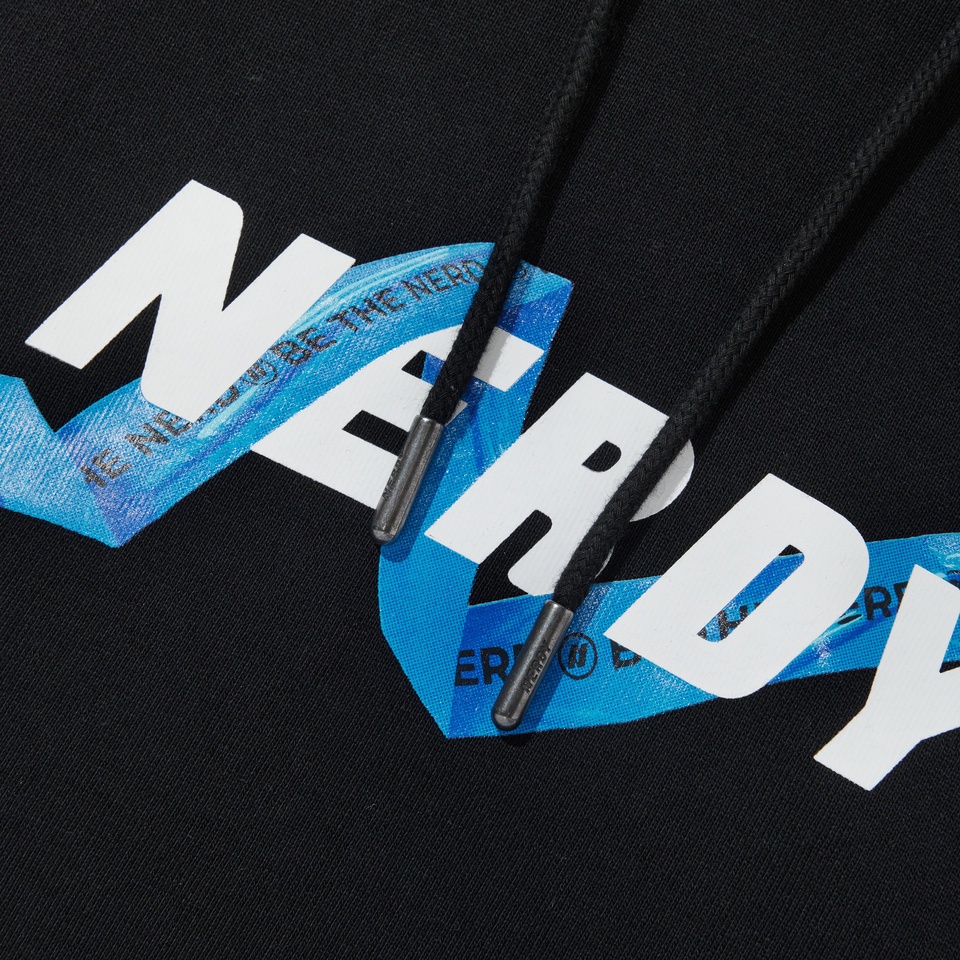 商品NERDY|【享贝家】NERDY 新款男女同款情侣款运动休闲连帽卫衣 黑色\白色\粉红色（预售款，10天发货）PNEF22KE1601,价格¥287,第10张图片详细描述