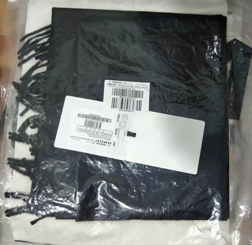 商品Max Mara|MAX MARA 女士黑色围巾 WSDALIA008,价格¥1818,第3张图片详细描述