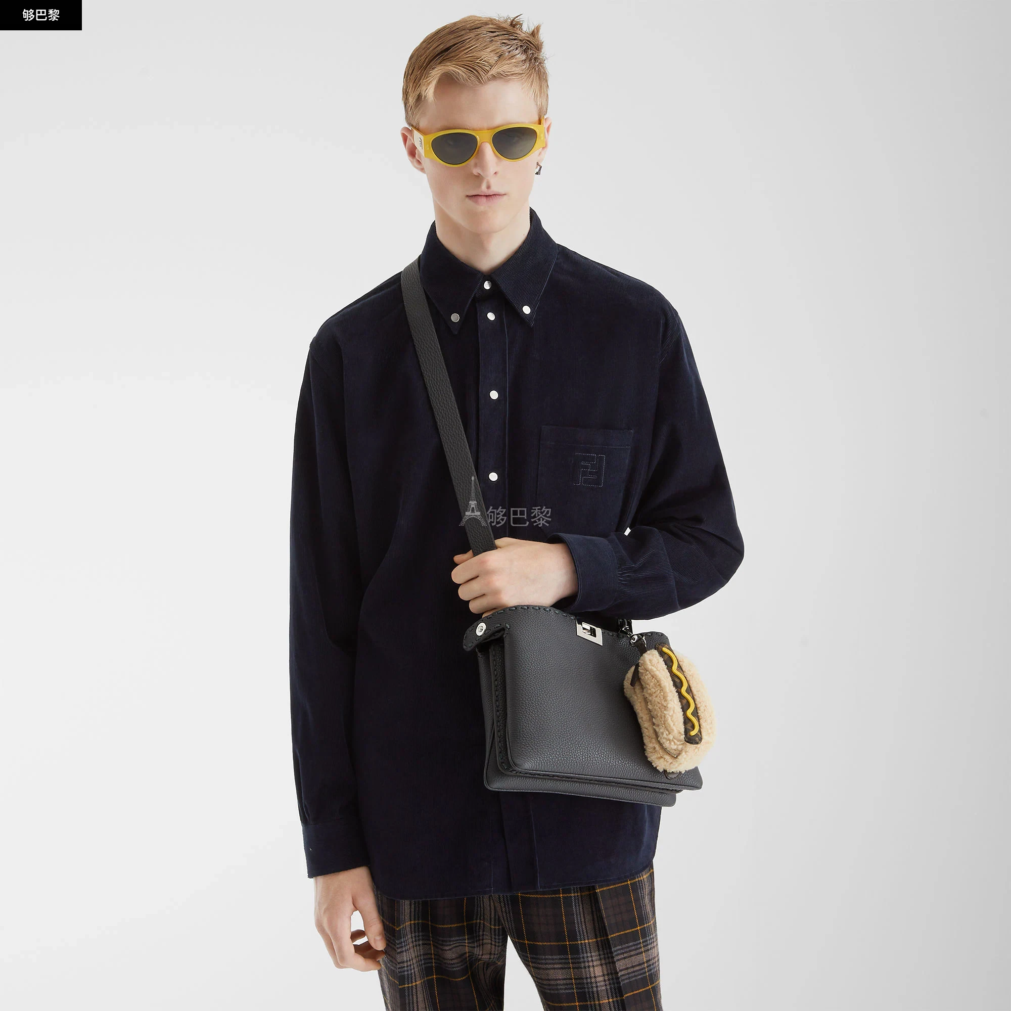 商品Fendi|【预售】 芬迪 25春夏 男士 钥匙扣 Fendilicious吊饰 7AS332ATENF1RE8 ,价格¥6059,第6张图片详细描述