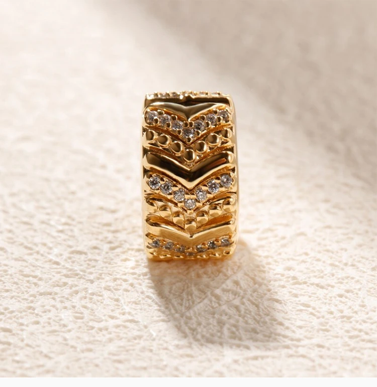 商品[国内直发] PANDORA|PANDORA 金色女士固定夹 767798CZ,价格¥235,第7张图片详细描述
